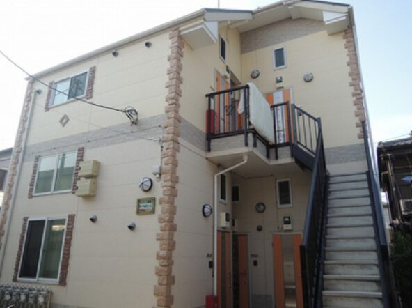 『鶴見』駅最寄り 7.82% 6,480万円 一棟アパート【ユナイト鶴見Fマルティーニ】♠