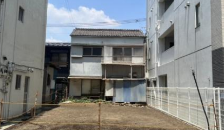 『子安』駅徒歩2分 8,180万円 建築条件なし 売地♠